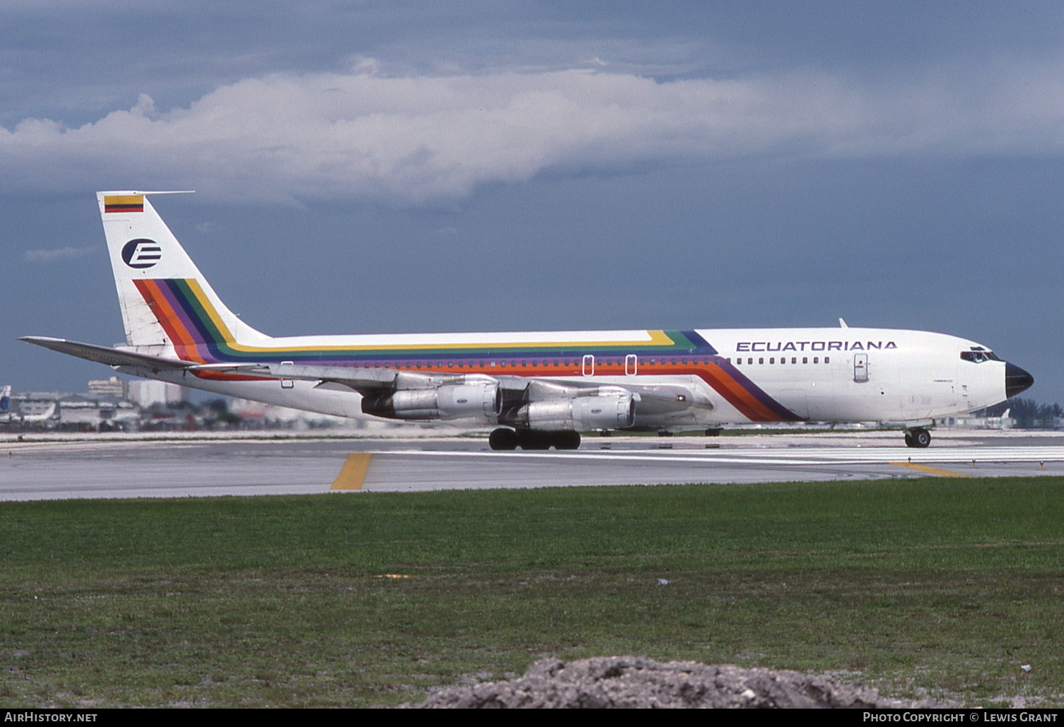 Aircraft Photo of HC-BFC | Boeing 707-321B | Ecuatoriana | AirHistory.net #108339