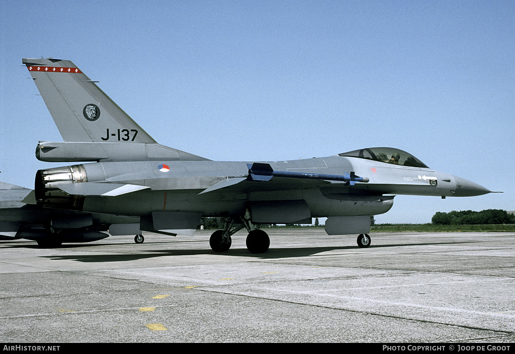 Aircraft Photo of J-137 | General Dynamics F-16A Fighting Falcon | Netherlands - Air Force | AirHistory.net #108487