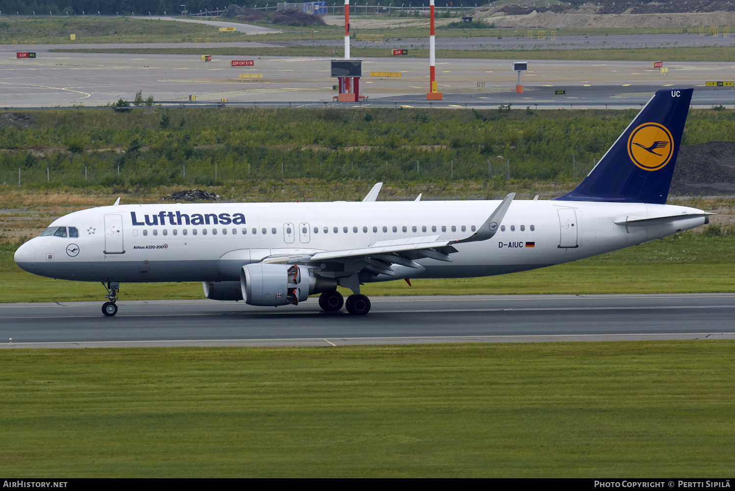 Aircraft Photo of D-AIUC | Airbus A320-214 | Lufthansa | AirHistory.net #108547