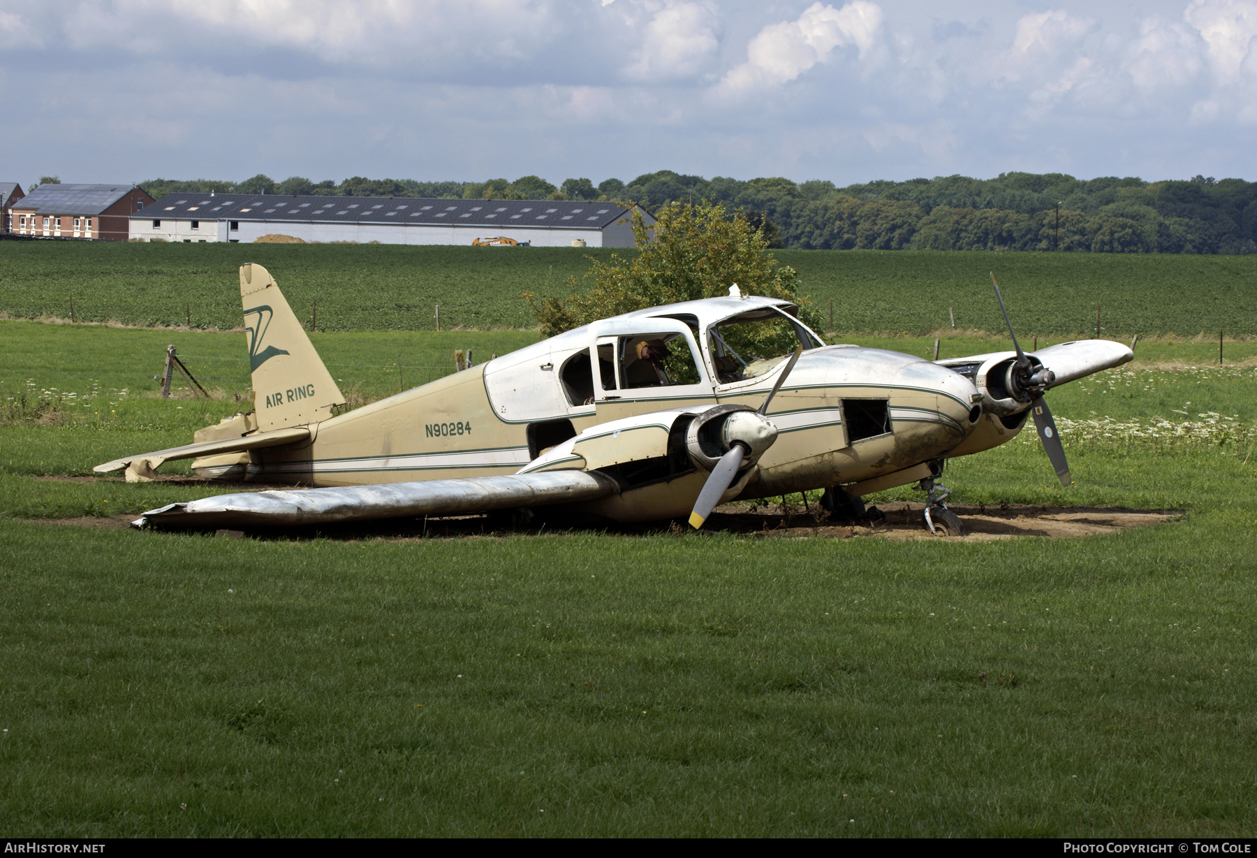 Aircraft Photo of N90284 | Piper PA-23-160 Apache | Air Ring | AirHistory.net #108658