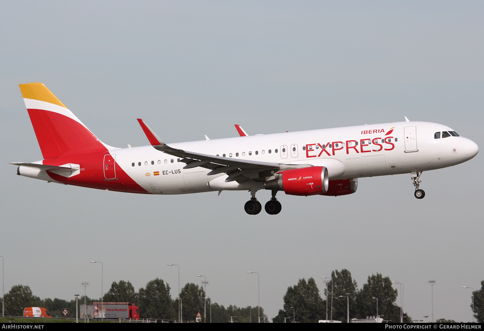 Aircraft Photo of EC-LUS | Airbus A320-216 | Iberia Express | AirHistory.net #108660
