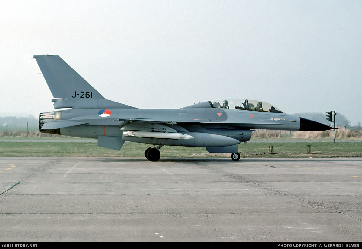 Aircraft Photo of J-261 | General Dynamics F-16B Fighting Falcon | Netherlands - Air Force | AirHistory.net #108716