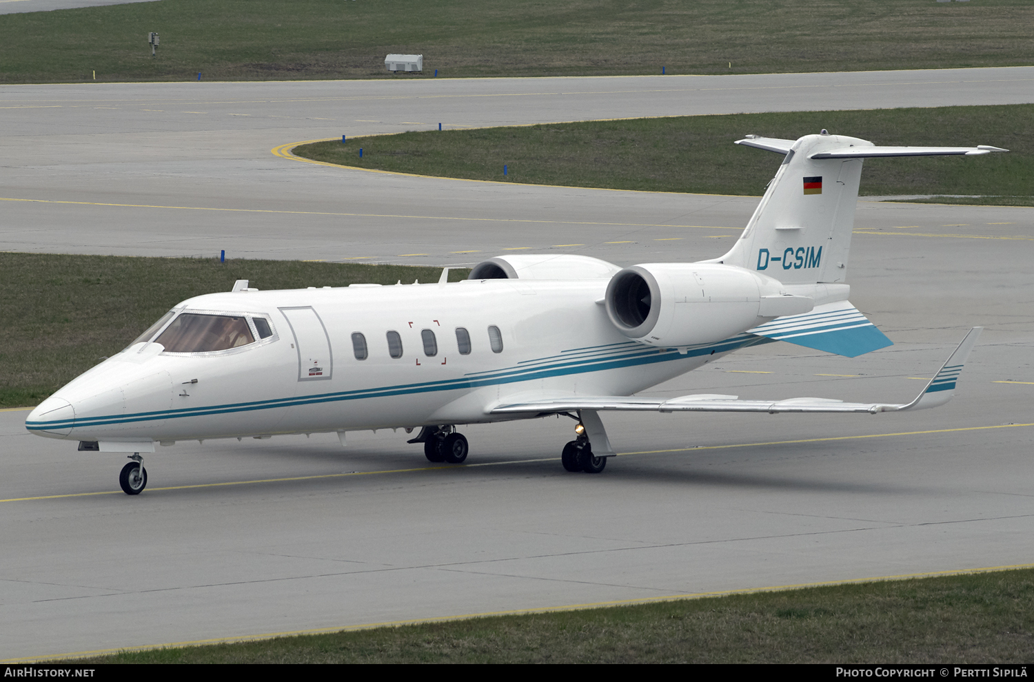 Aircraft Photo of D-CSIM | Learjet 60 | AirHistory.net #108914