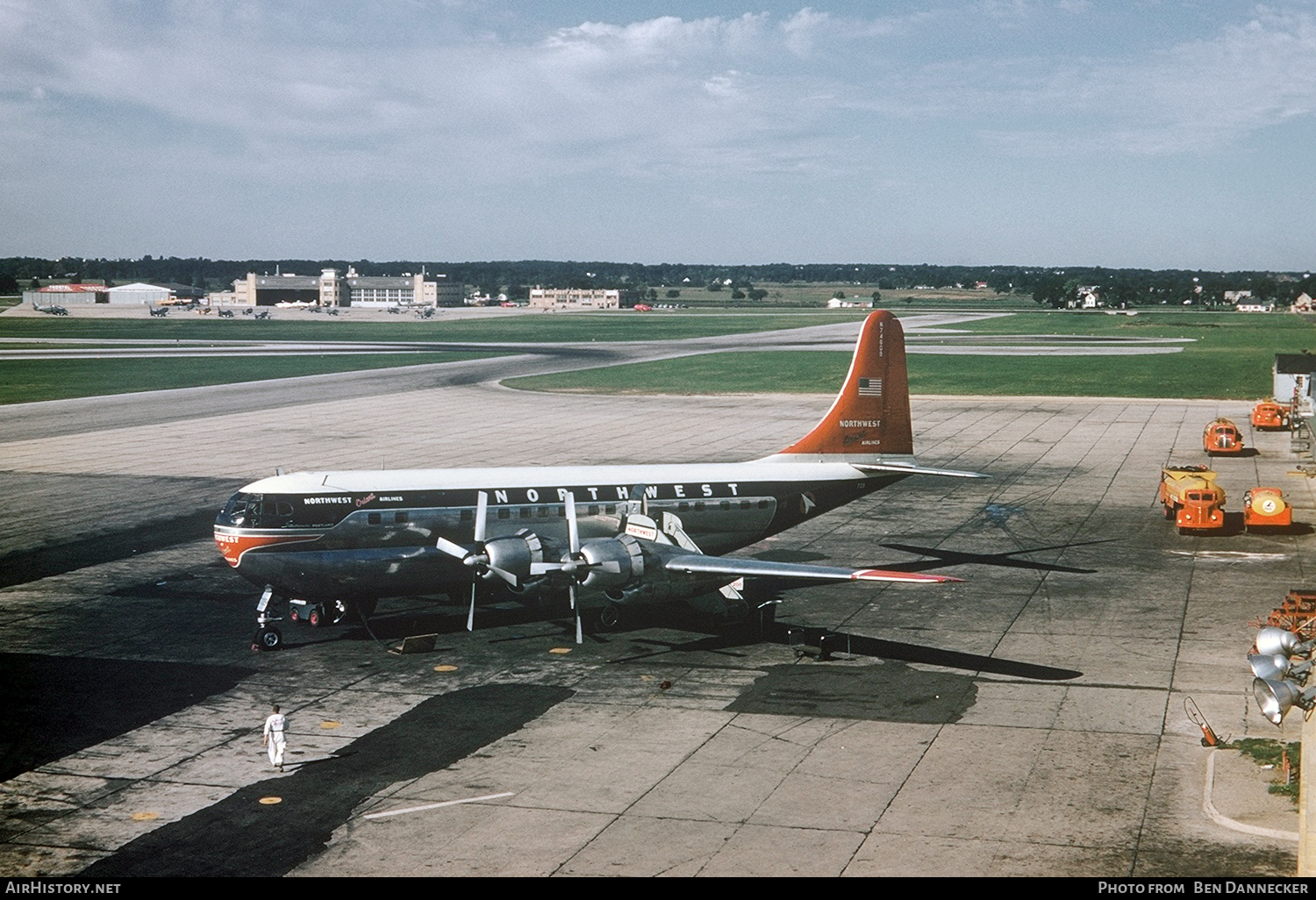 Aircraft Photo of N74609 | Boeing 377-10-29 Stratocruiser | Northwest Orient Airlines | AirHistory.net #108981