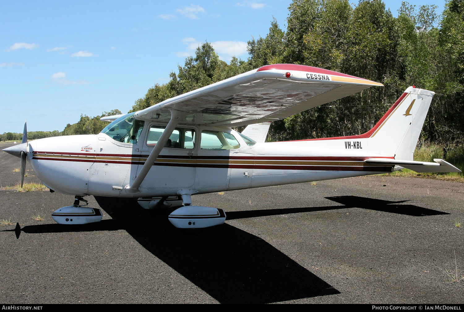 Aircraft Photo of VH-KBL | Cessna 172N Skyhawk | AirHistory.net #109001