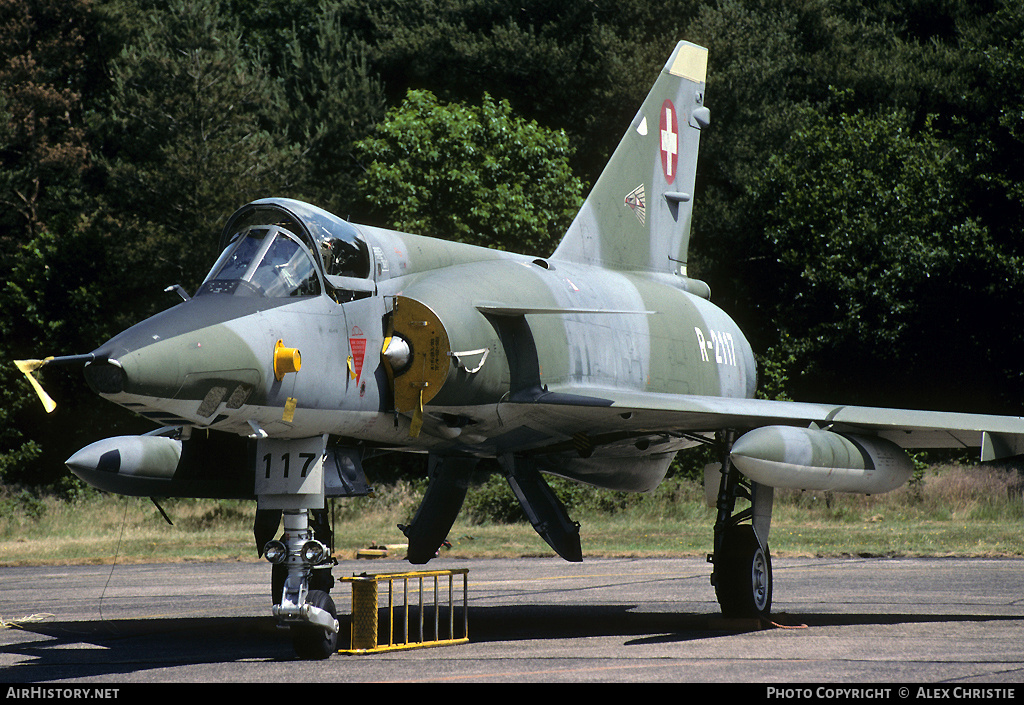 Aircraft Photo of R-2117 | Dassault Mirage IIIRS | Switzerland - Air Force | AirHistory.net #109045