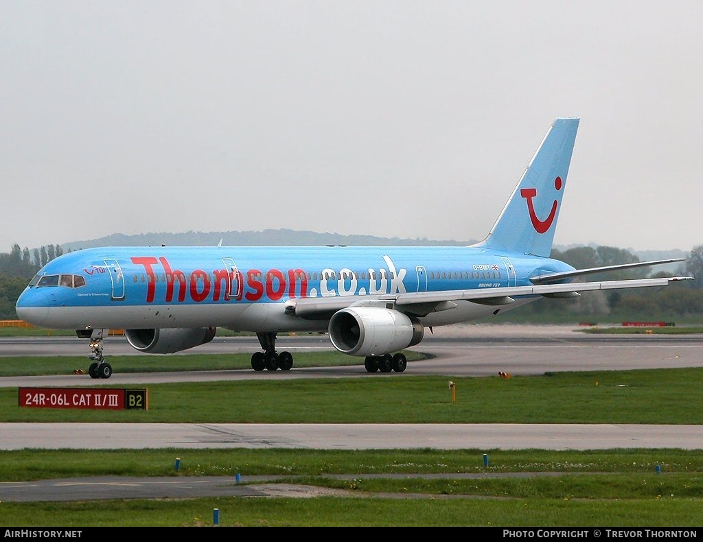 Aircraft Photo of G-BYAT | Boeing 757-204 | Thomson Holidays | AirHistory.net #109108