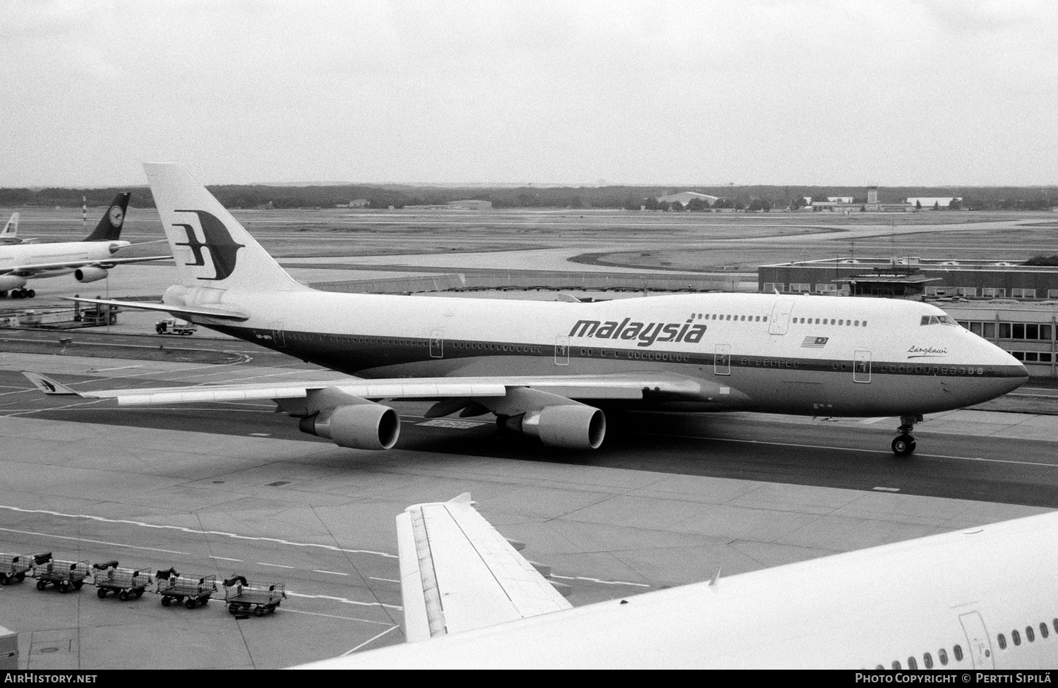 Aircraft Photo of 9M-MPH | Boeing 747-4H6 | Malaysia Airlines | AirHistory.net #109293