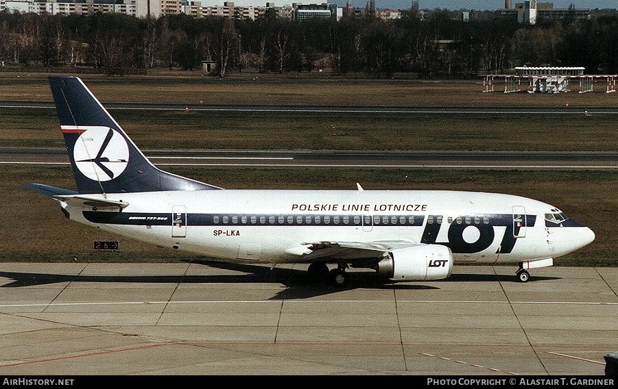 Aircraft Photo of SP-LKA | Boeing 737-55D | LOT Polish Airlines - Polskie Linie Lotnicze | AirHistory.net #109302