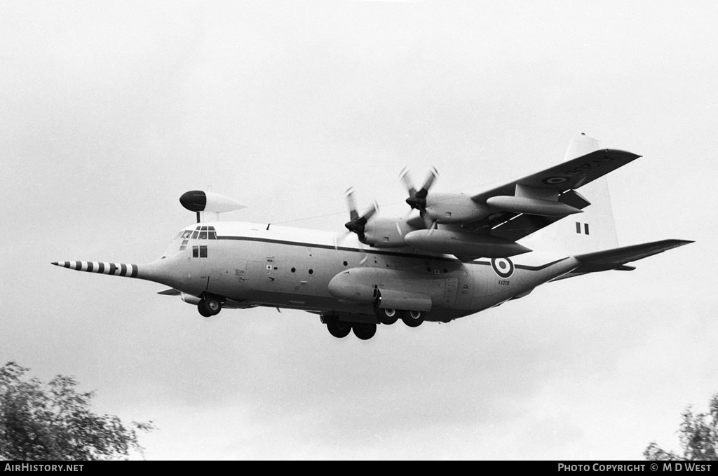 Aircraft Photo of XV208 | Lockheed C-130K Hercules W2 (L-382) | UK - Air Force | AirHistory.net #109331