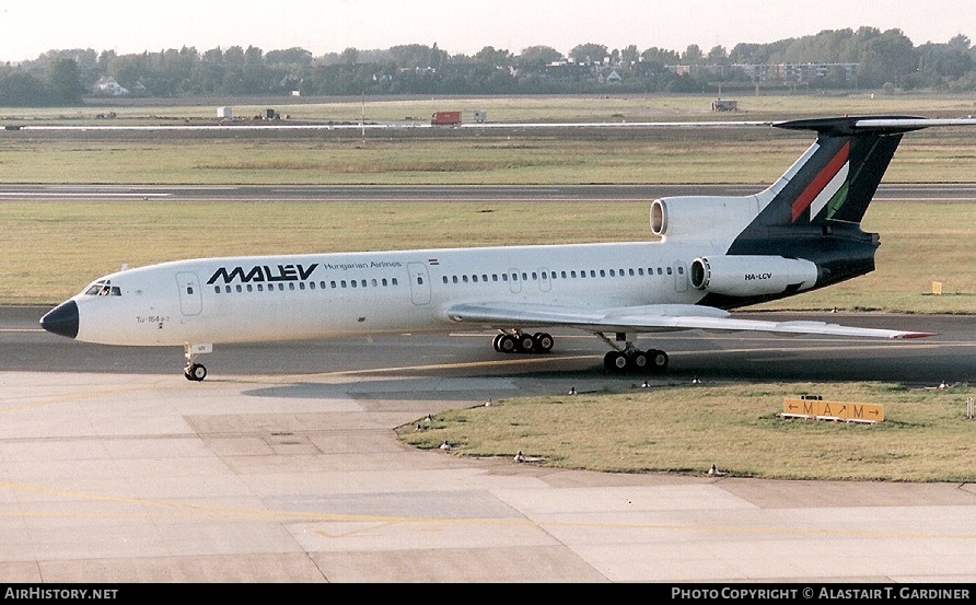 Aircraft Photo of HA-LCV | Tupolev Tu-154B-2 | Malév - Hungarian Airlines | AirHistory.net #109368