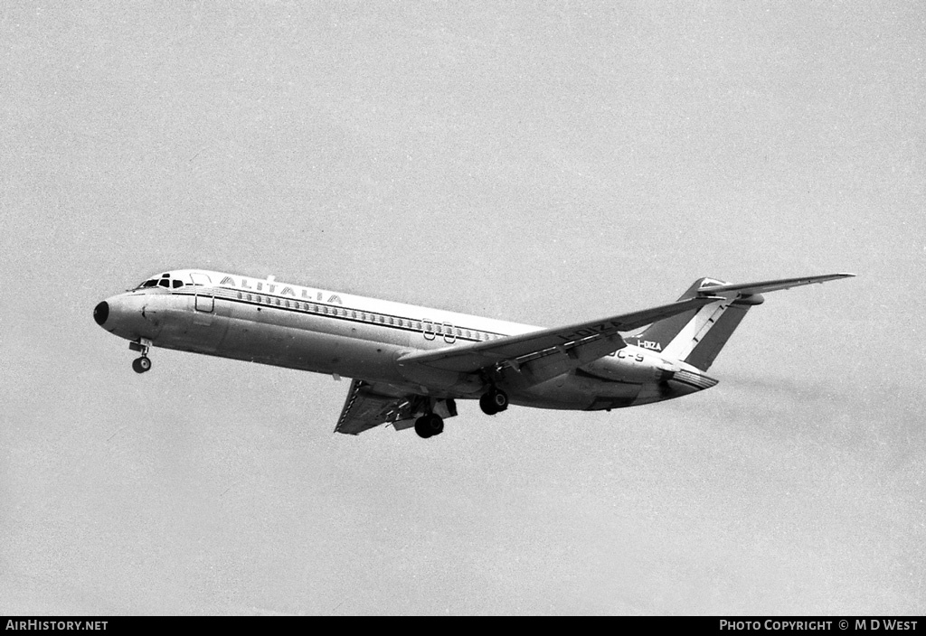 Aircraft Photo of I-DIZA | McDonnell Douglas DC-9-32 | Alitalia | AirHistory.net #109382