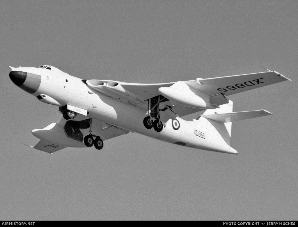 Aircraft Photo of XD865 | Vickers Valiant BK1 | UK - Air Force | AirHistory.net #109402