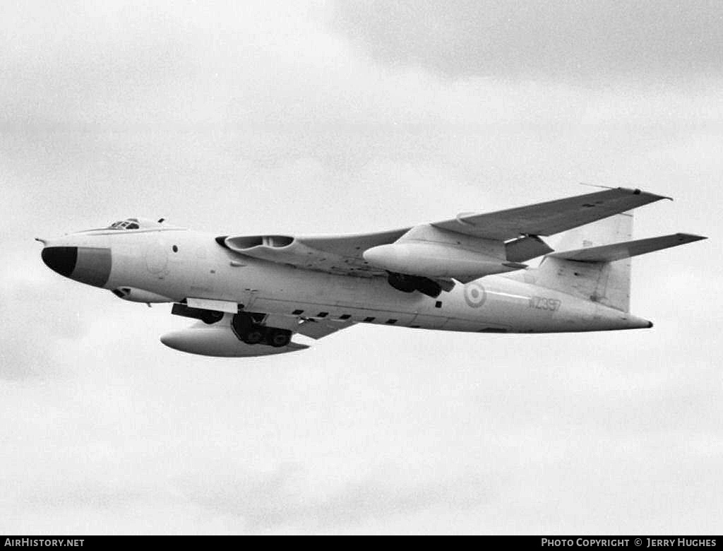 Aircraft Photo of WZ397 | Vickers Valiant B(PR)K1 | UK - Air Force | AirHistory.net #109418
