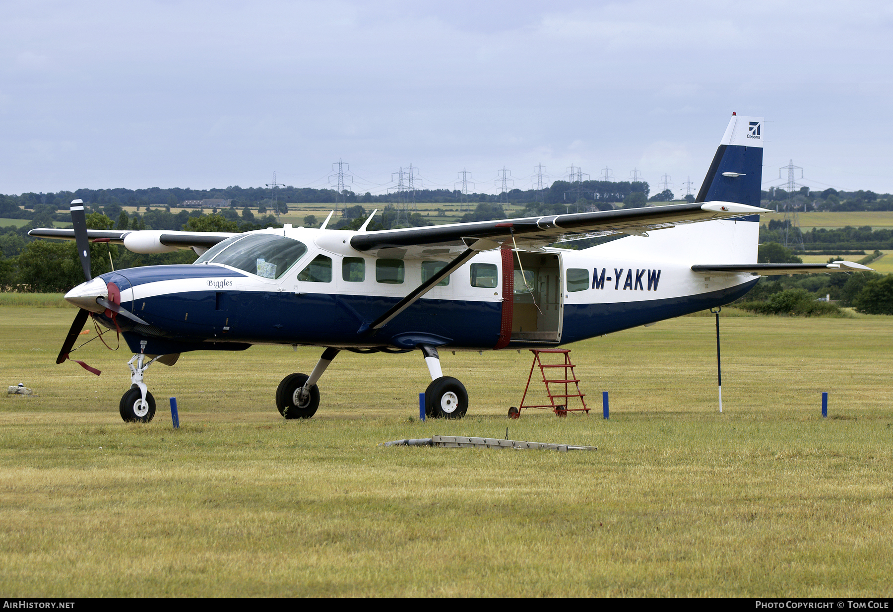 Aircraft Photo of M-YAKW | Cessna 208B Grand Caravan | AirHistory.net #109484