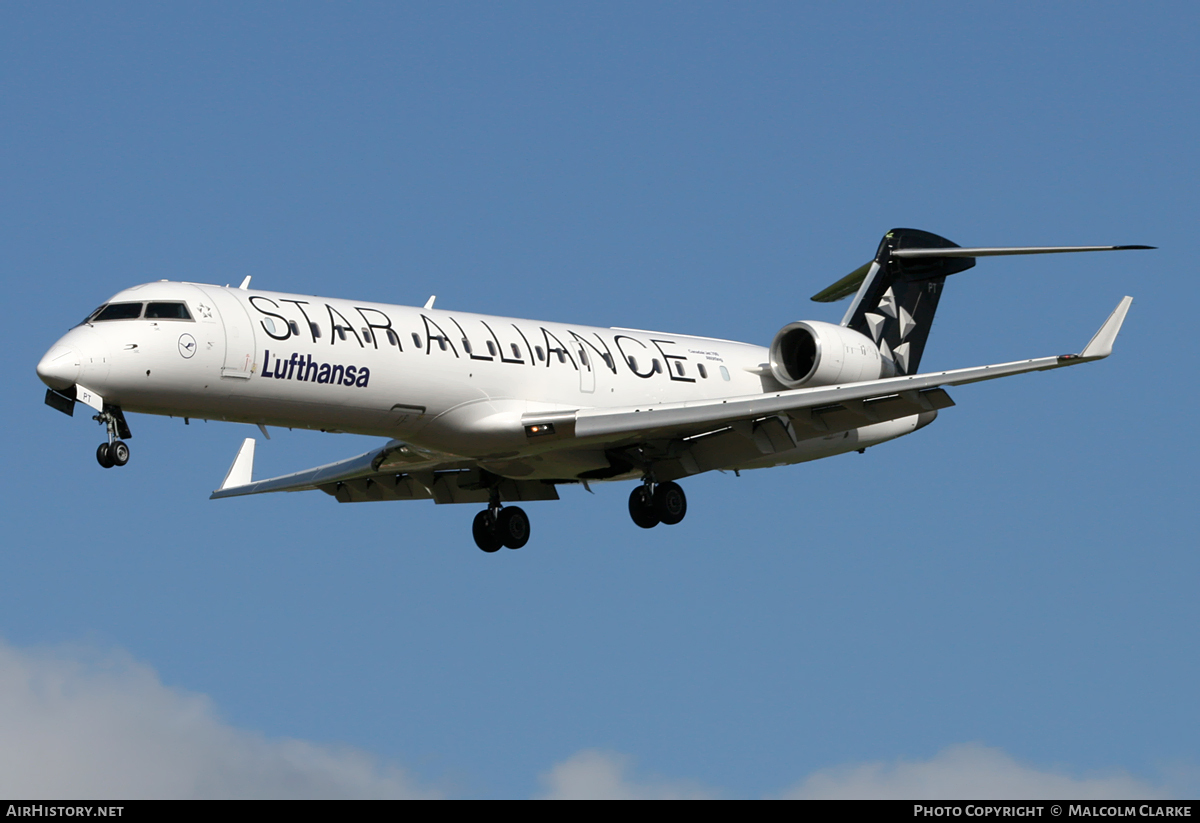 Aircraft Photo of D-ACPT | Bombardier CRJ-701ER (CL-600-2C10) | Lufthansa | AirHistory.net #109494
