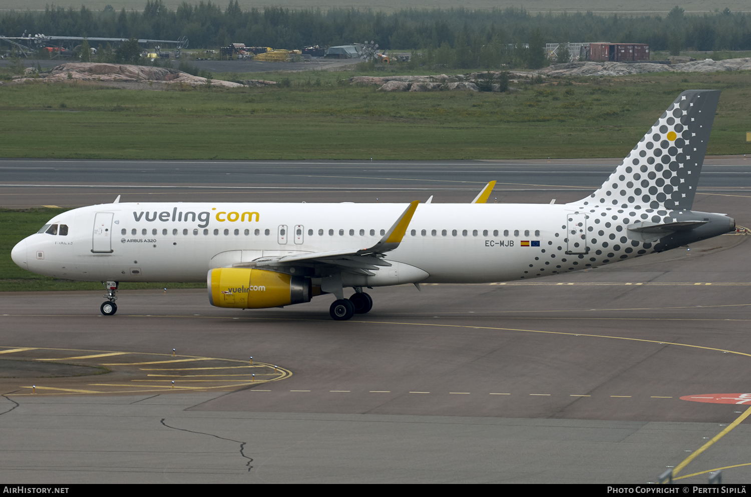 Aircraft Photo of EC-MJB | Airbus A320-232 | Vueling Airlines | AirHistory.net #109496
