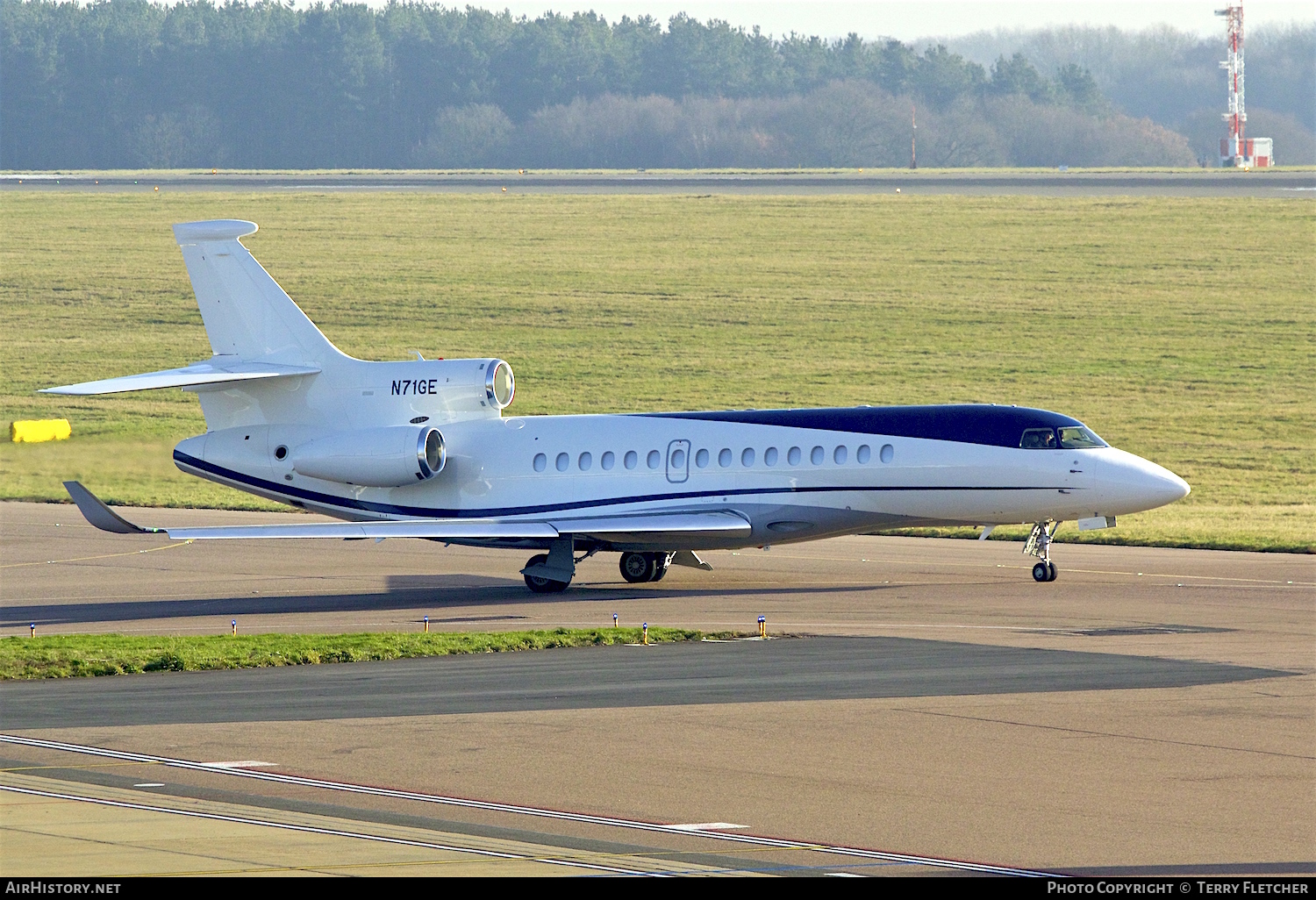 Aircraft Photo of N71GE | Dassault Falcon 8X | AirHistory.net #109534