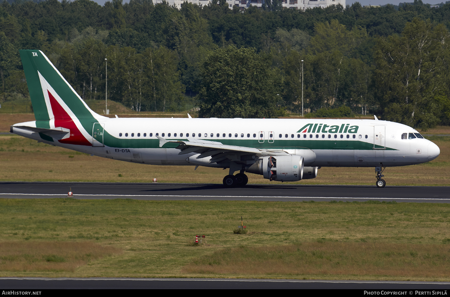 Aircraft Photo of EI-DTA | Airbus A320-216 | Alitalia | AirHistory.net #109553