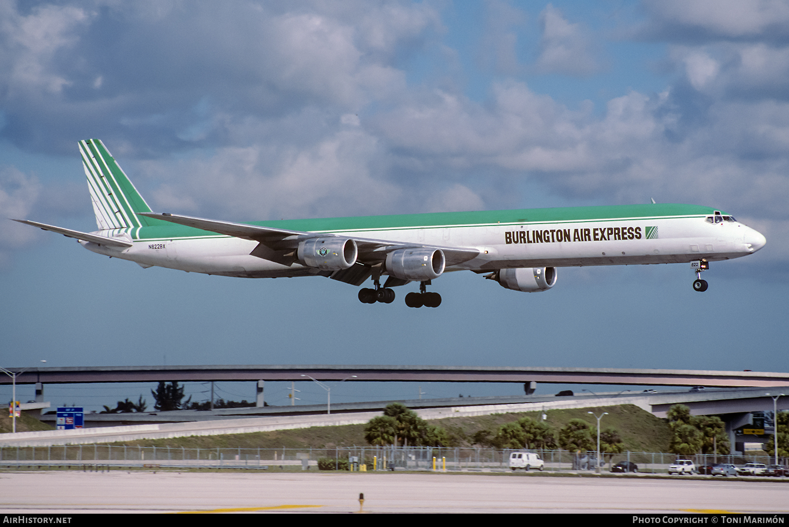 Aircraft Photo of N822BX | Douglas DC-8-71(F) | Burlington Air Express | AirHistory.net #109624