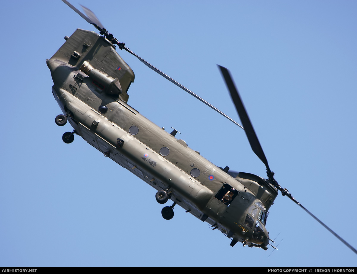 Aircraft Photo of ZA714 | Boeing Chinook HC2 (352) | UK - Air Force | AirHistory.net #109784