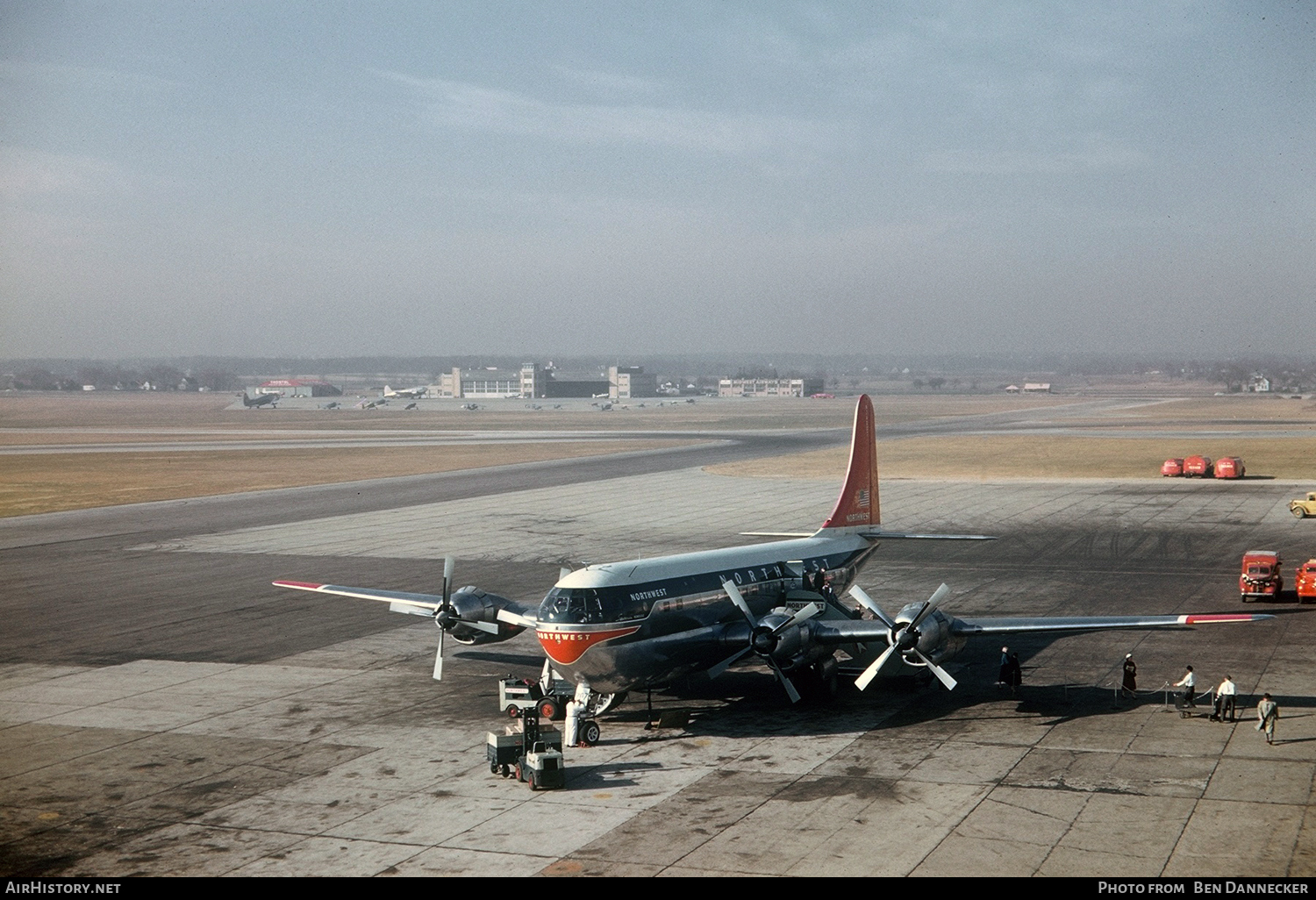 Aircraft Photo of N74607 | Boeing 377-10-26 Stratocruiser | Northwest Orient Airlines | AirHistory.net #109828