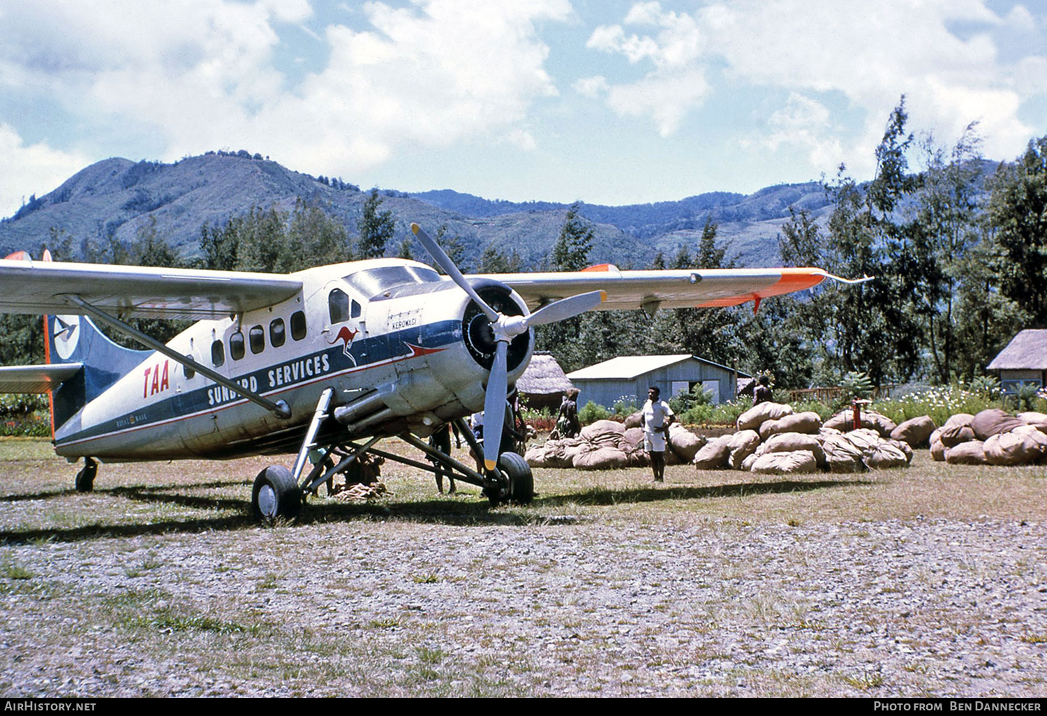 Aircraft Photo of VH-SBT | De Havilland Canada DHC-3 Otter | TAA Sunbird Services | AirHistory.net #109829