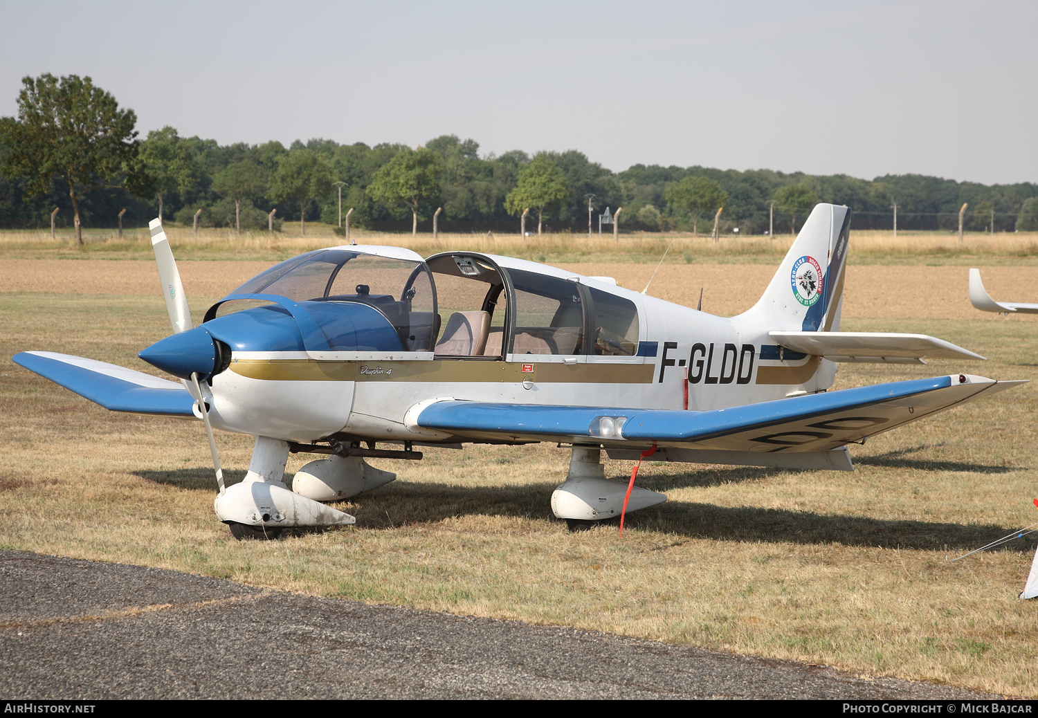 Aircraft Photo of F-GLDD | Robin DR-400-140B Dauphin 4 | AirHistory.net #109923