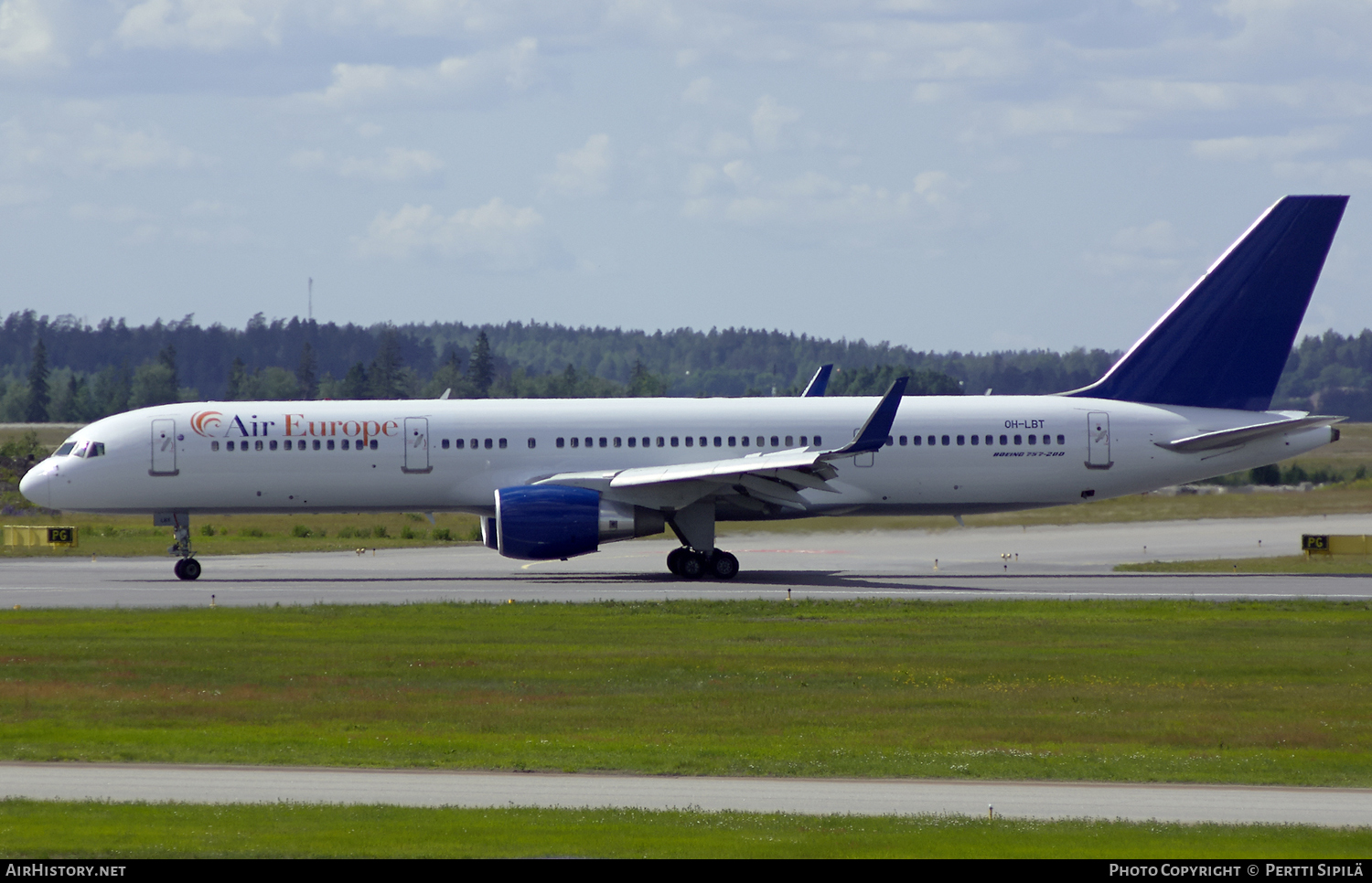 Aircraft Photo of OH-LBT | Boeing 757-2Q8 | Air Europe | AirHistory.net #109995