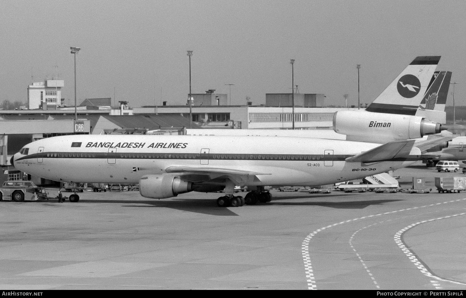 Aircraft Photo of S2-ACO | McDonnell Douglas DC-10-30 | Biman Bangladesh Airlines | AirHistory.net #110015