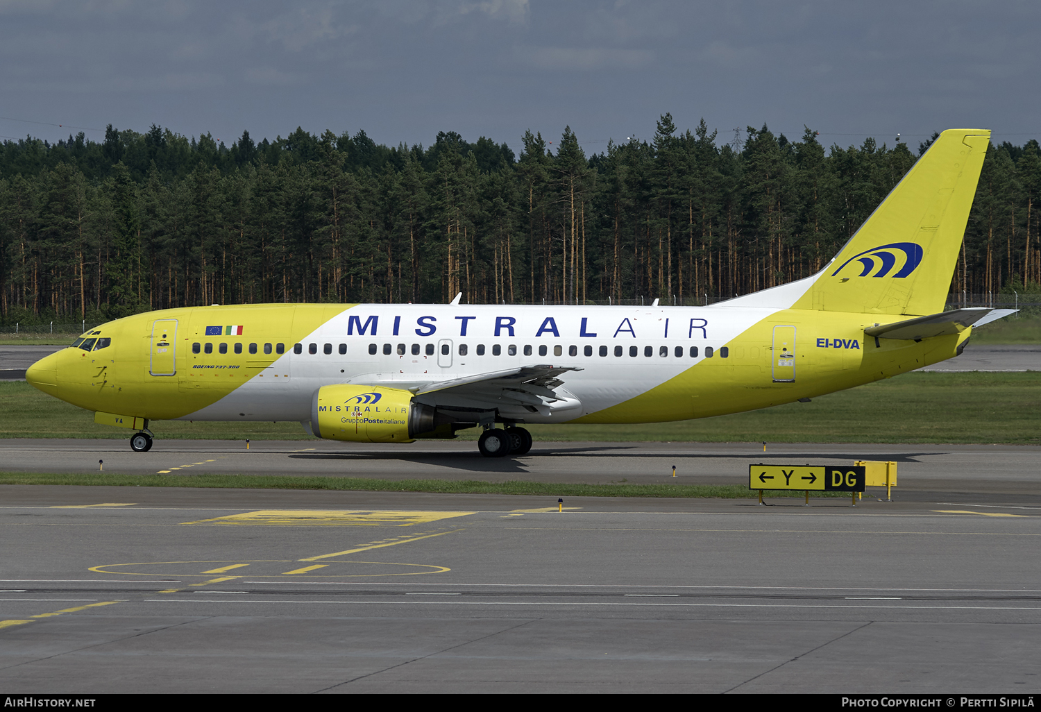 Aircraft Photo of EI-DVA | Boeing 737-36E(QC) | Mistral Air | AirHistory.net #110020