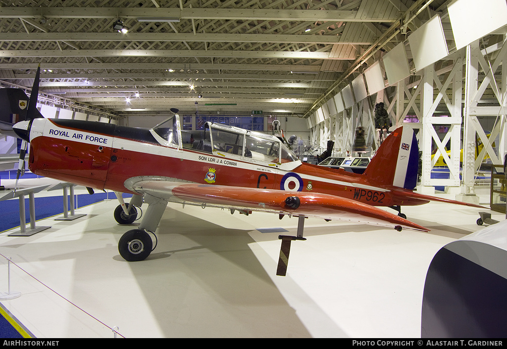 Aircraft Photo of WP962 | De Havilland DHC-1 Chipmunk T10 | UK - Air Force | AirHistory.net #110102