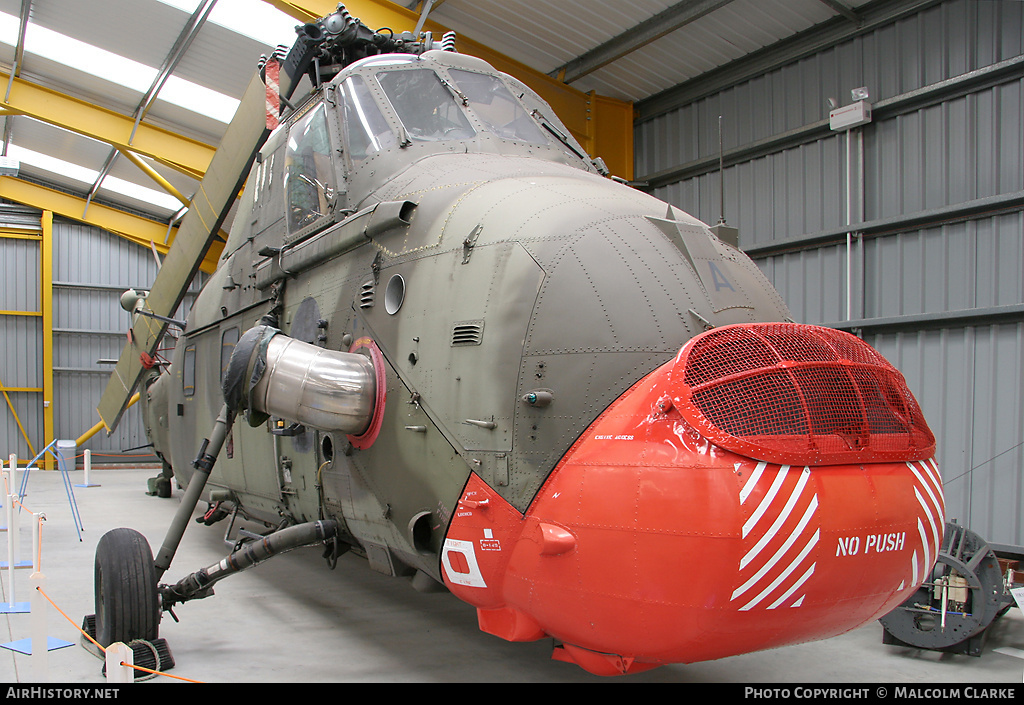 Aircraft Photo of XV728 | Westland WS-58 Wessex HC.2 | UK - Air Force | AirHistory.net #110207