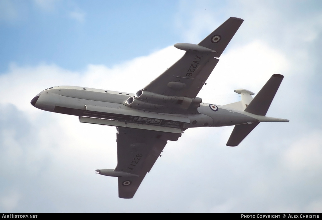 Aircraft Photo of XV226 | Hawker Siddeley Nimrod MR1 | UK - Air Force | AirHistory.net #110238
