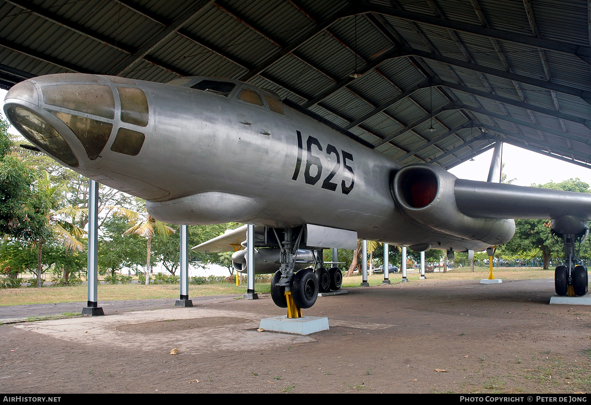 Aircraft Photo of M-1625 / 1625 | Tupolev Tu-16KS-1B | Indonesia - Air Force | AirHistory.net #110252