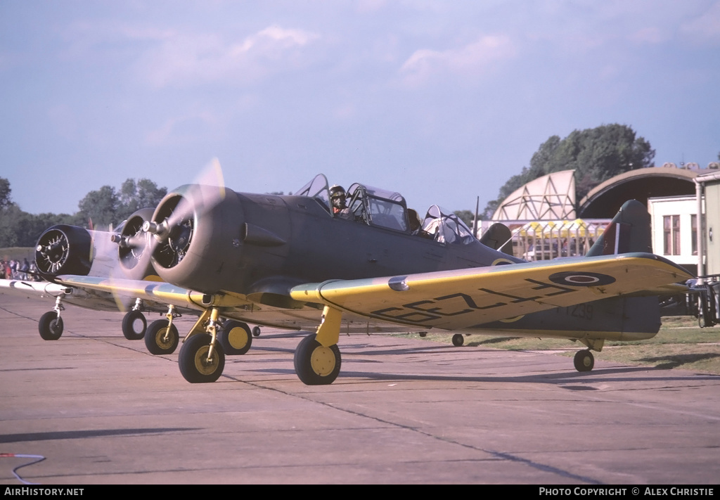 Aircraft Photo of G-BIWX / FT239 | North American T-6J Harvard Mk IV | UK - Air Force | AirHistory.net #110351