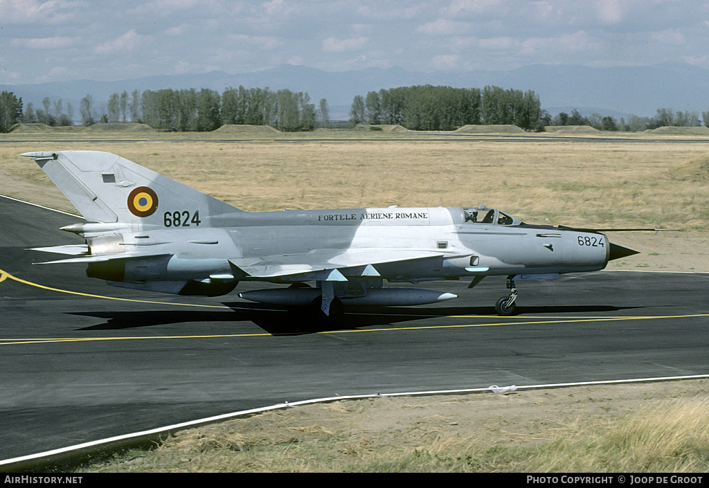 Aircraft Photo of 6824 | Mikoyan-Gurevich MiG-21MF Lancer C | Romania - Air Force | AirHistory.net #110404