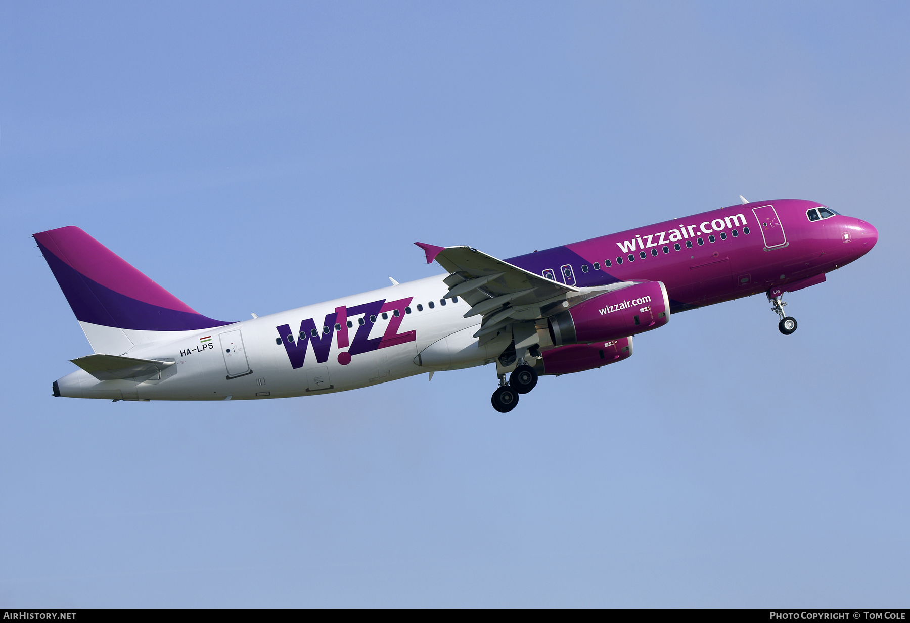 Aircraft Photo of HA-LPS | Airbus A320-232 | Wizz Air | AirHistory.net #110552