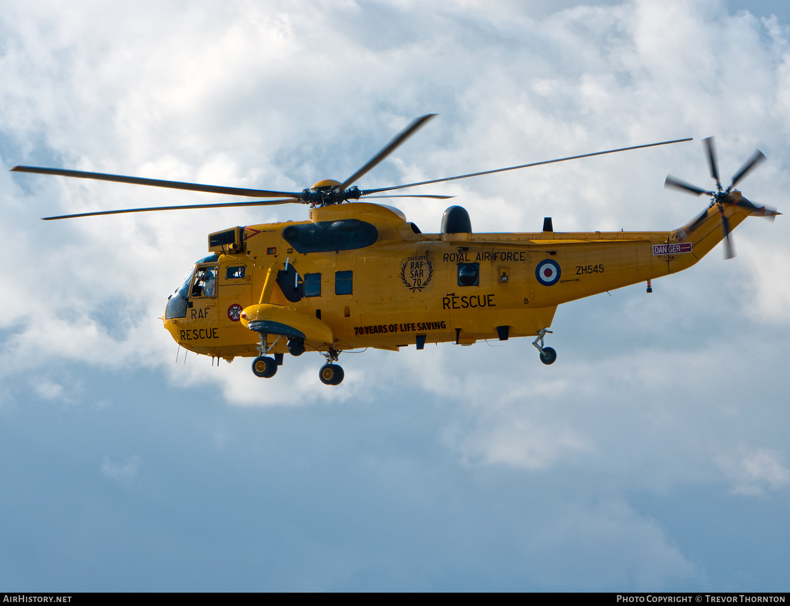 Aircraft Photo of ZH545 | Westland WS-61 Sea King HAR3A | UK - Air Force | AirHistory.net #110669