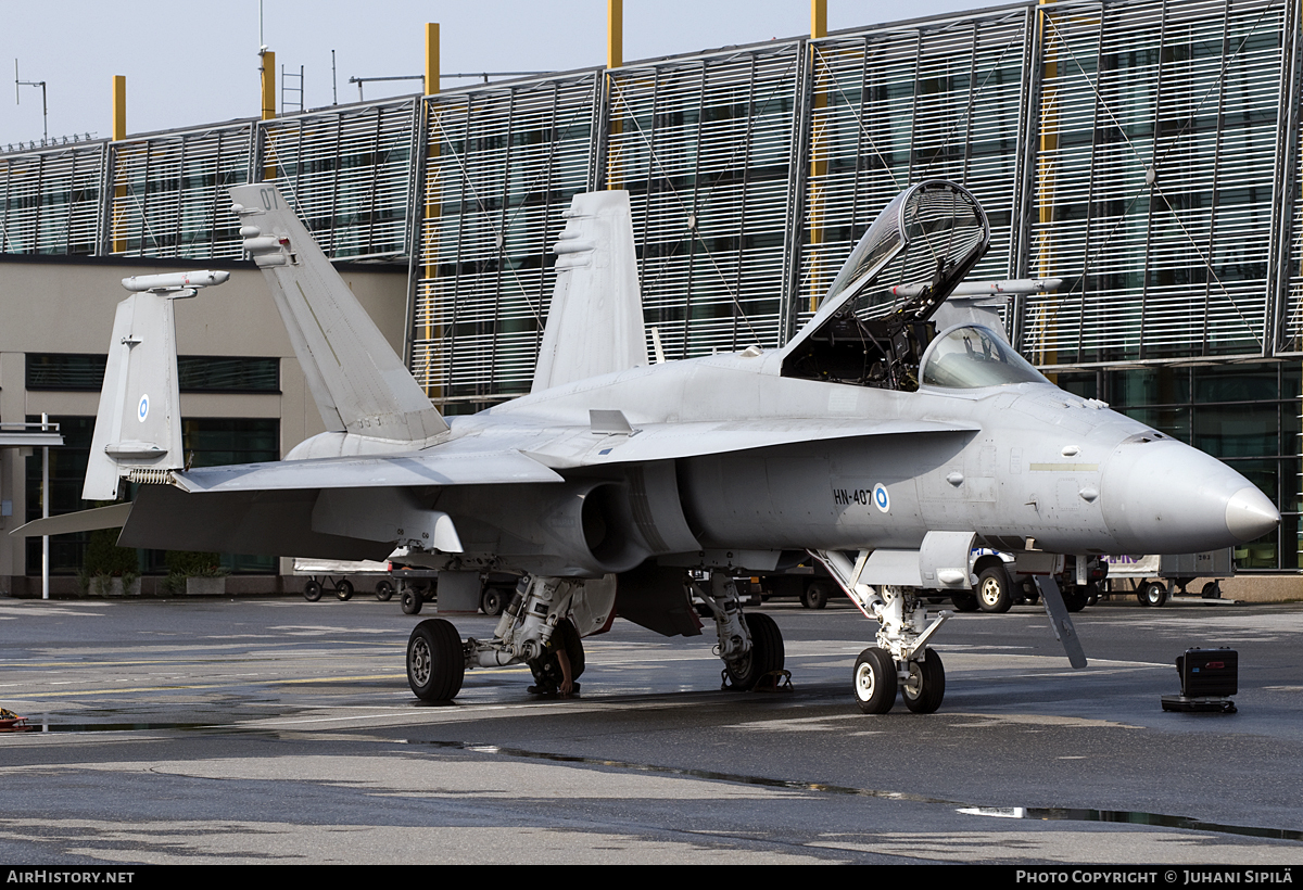 Aircraft Photo of HN-407 | McDonnell Douglas F/A-18C Hornet | Finland - Air Force | AirHistory.net #110717