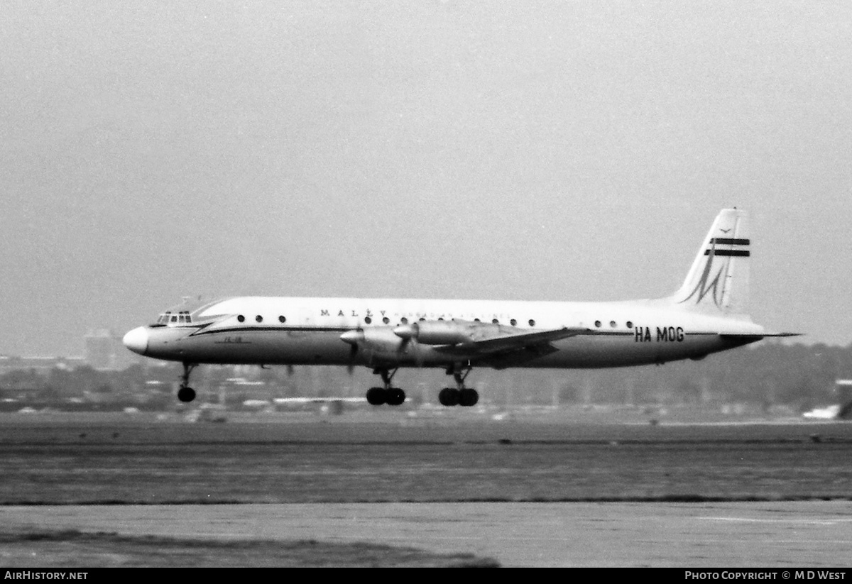 Aircraft Photo of HA-MOG | Ilyushin Il-18V | Malév - Hungarian Airlines | AirHistory.net #110744