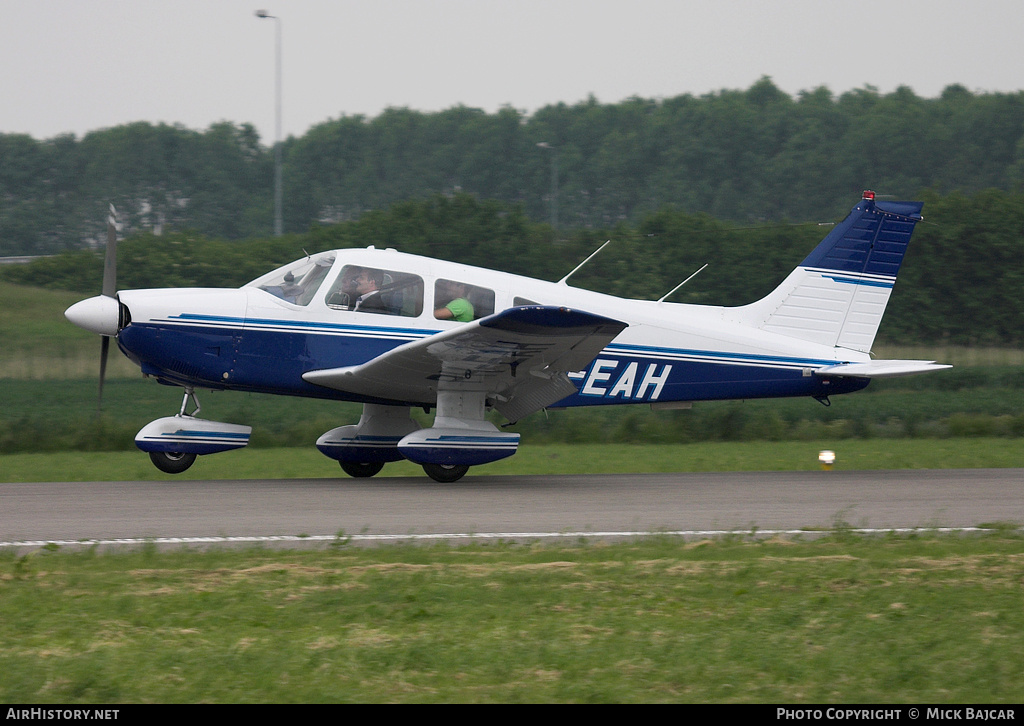 Aircraft Photo of PH-EAH | Piper PA-28-181 Archer II | AirHistory.net #110881