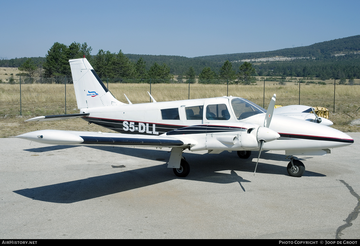 Aircraft Photo of S5-DLL | Piper PA-34-200 Seneca | Janez let | AirHistory.net #110962