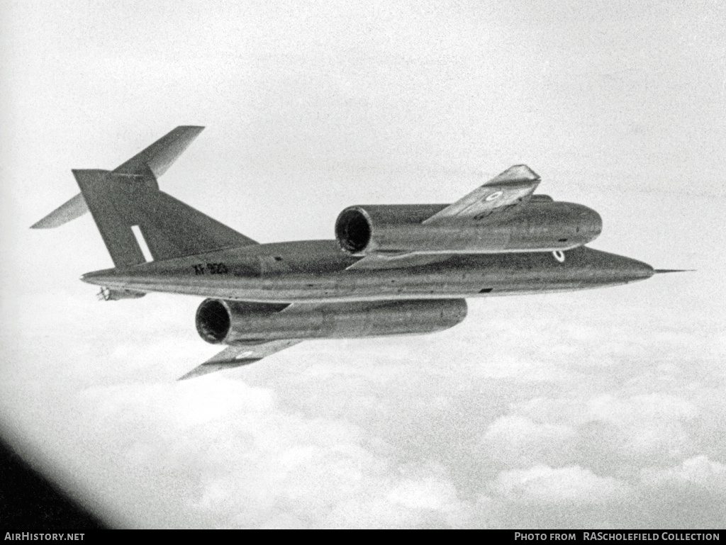 Aircraft Photo of XF923 | Bristol 188 | AirHistory.net #110978