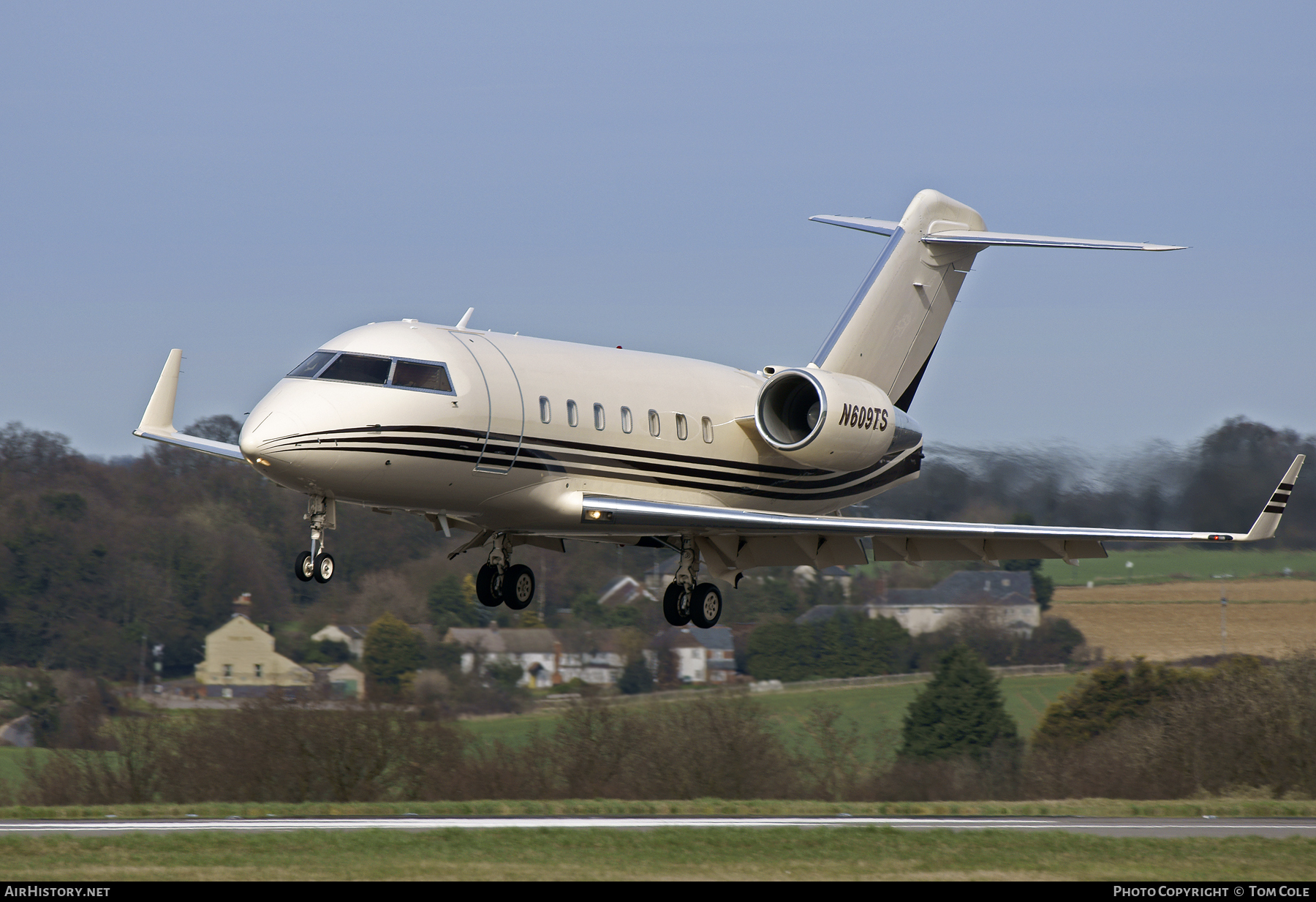 Aircraft Photo of N609TS | Bombardier Challenger 604 (CL-600-2B16) | AirHistory.net #110984