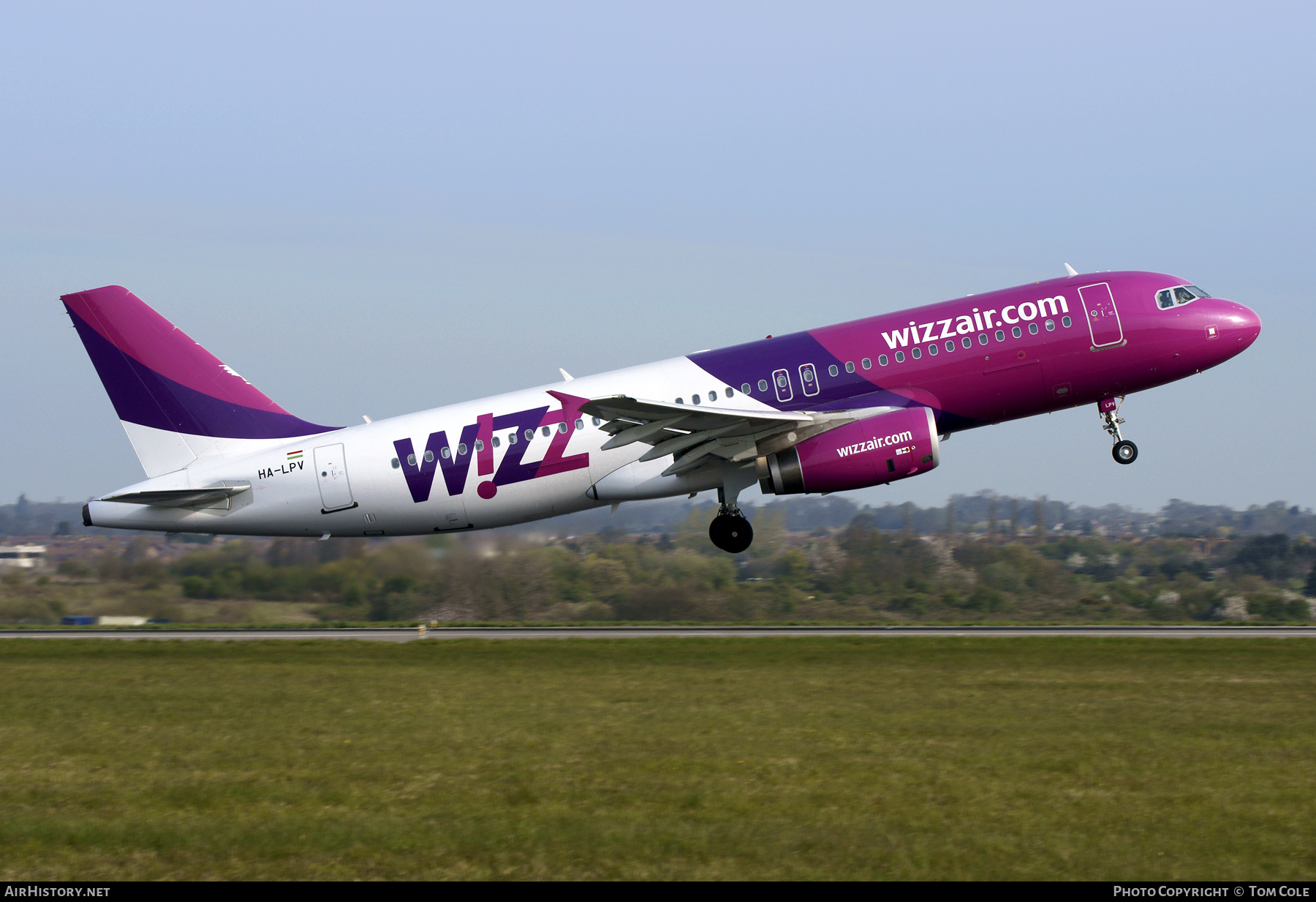 Aircraft Photo of HA-LPV | Airbus A320-232 | Wizz Air | AirHistory.net #111028