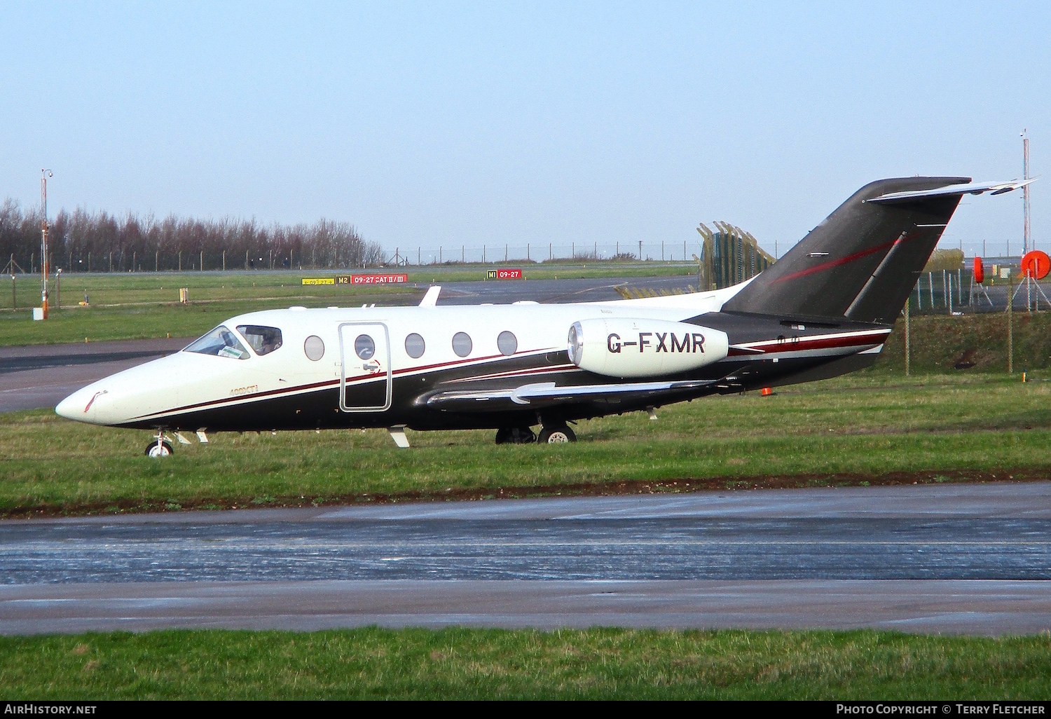 Aircraft Photo of G-FXMR | Raytheon Beechjet 400A | AirHistory.net #111105