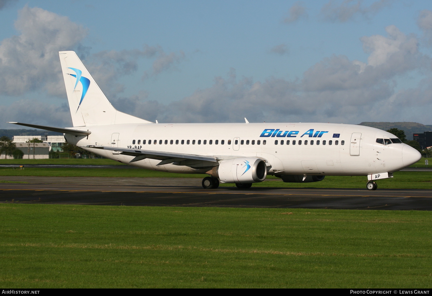 Aircraft Photo of YR-BAP | Boeing 737-3Y0 | Blue Air | AirHistory.net #111300