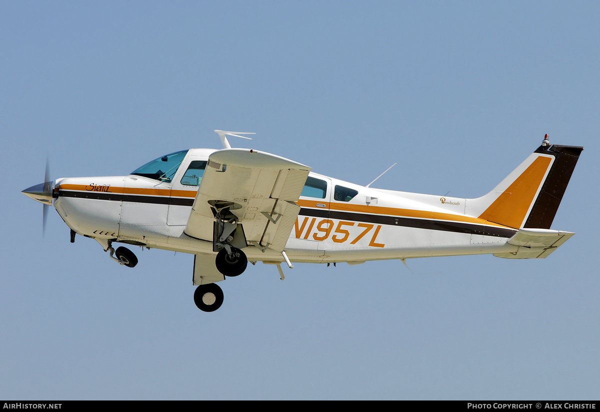 Aircraft Photo of N1957L | Beech B24R Sierra 200 | AirHistory.net #111339
