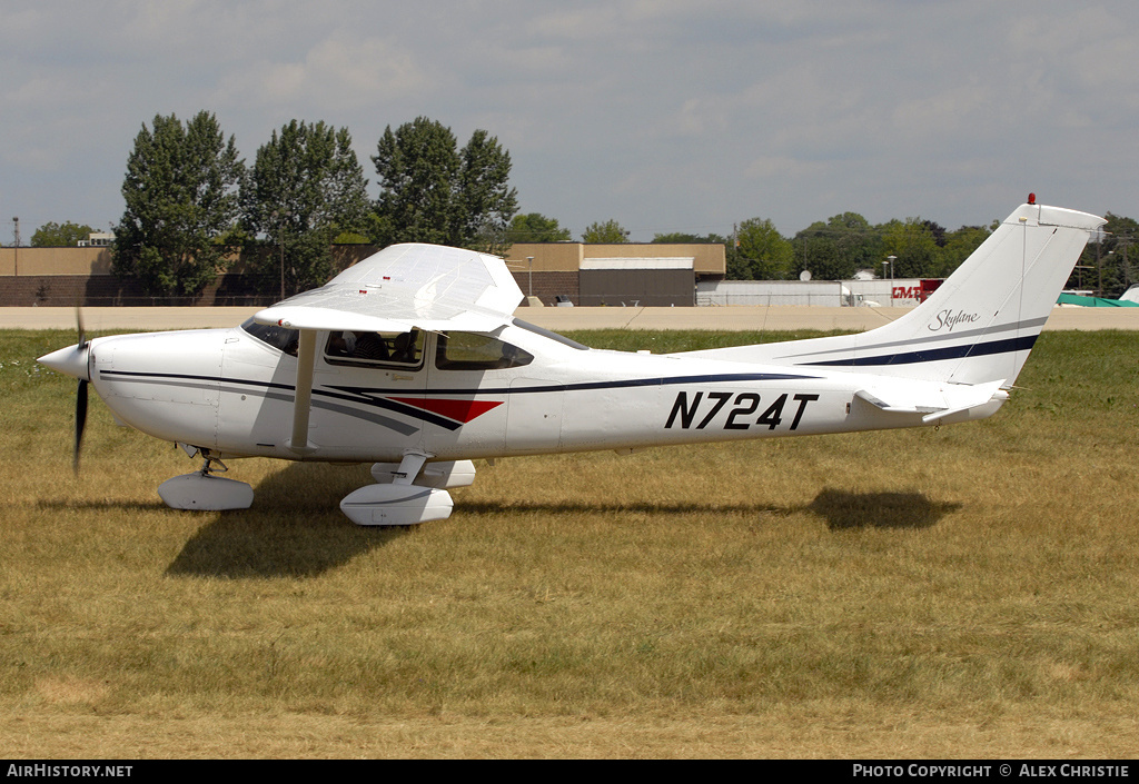 Aircraft Photo of N724T | Cessna 182S Skylane | AirHistory.net #111356